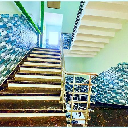 Simla Hotel K R I S H N A B - B Near Mall Road And Temple Esterno foto
